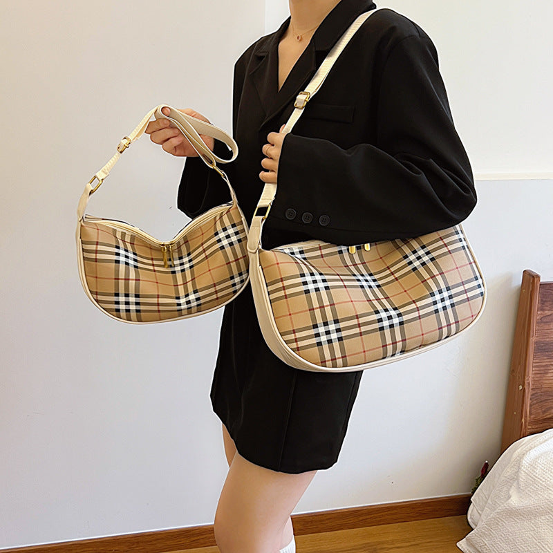 【小物】チェック柄ショルダーバッグ2サイズ選択可G23510
