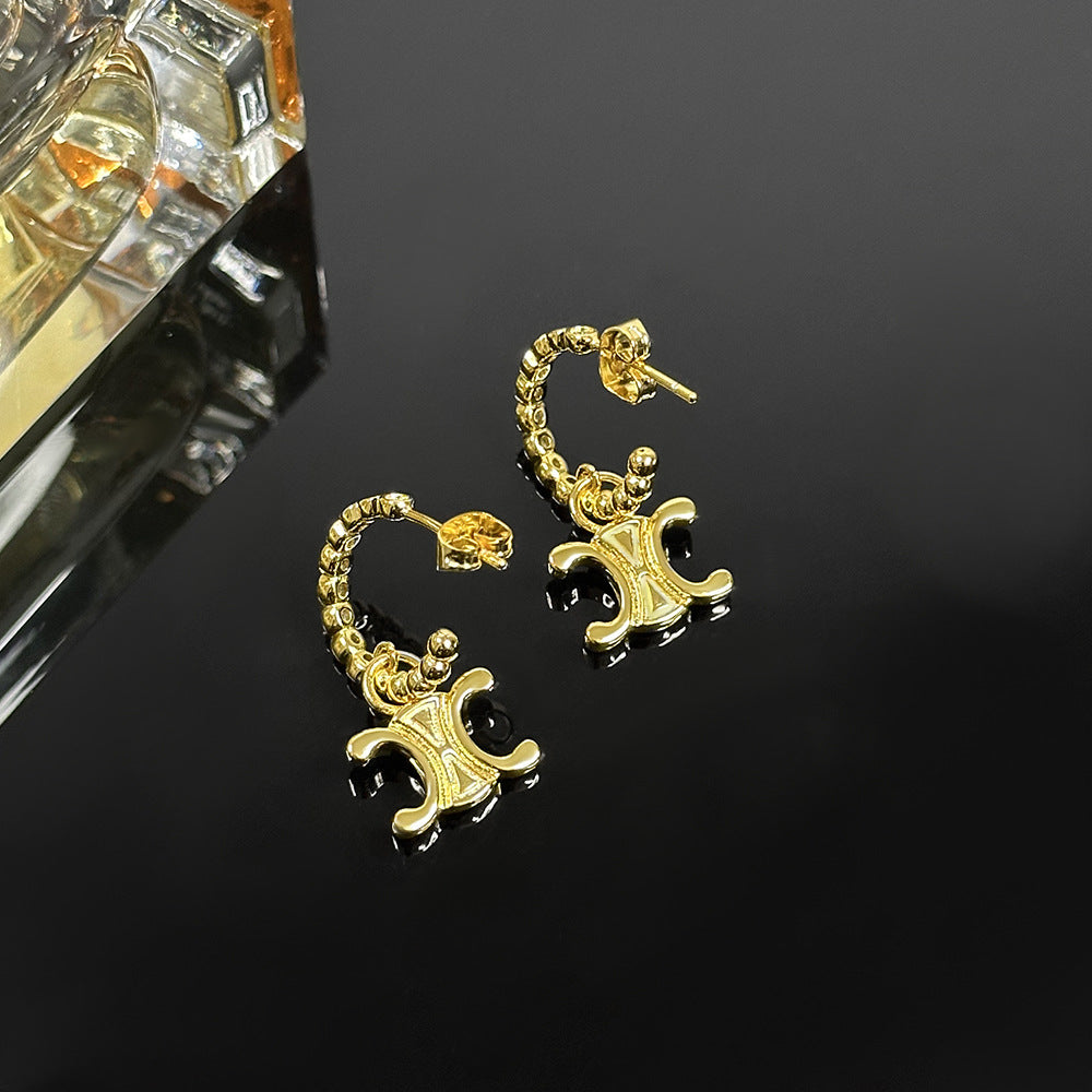 【小物】英字柄ピアスアクセサリーG21988