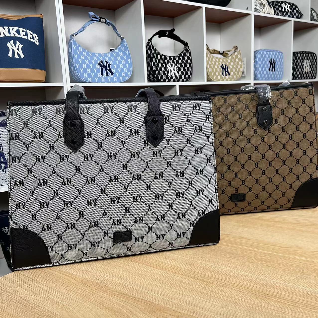 【小物】3色大容量バッグF8113