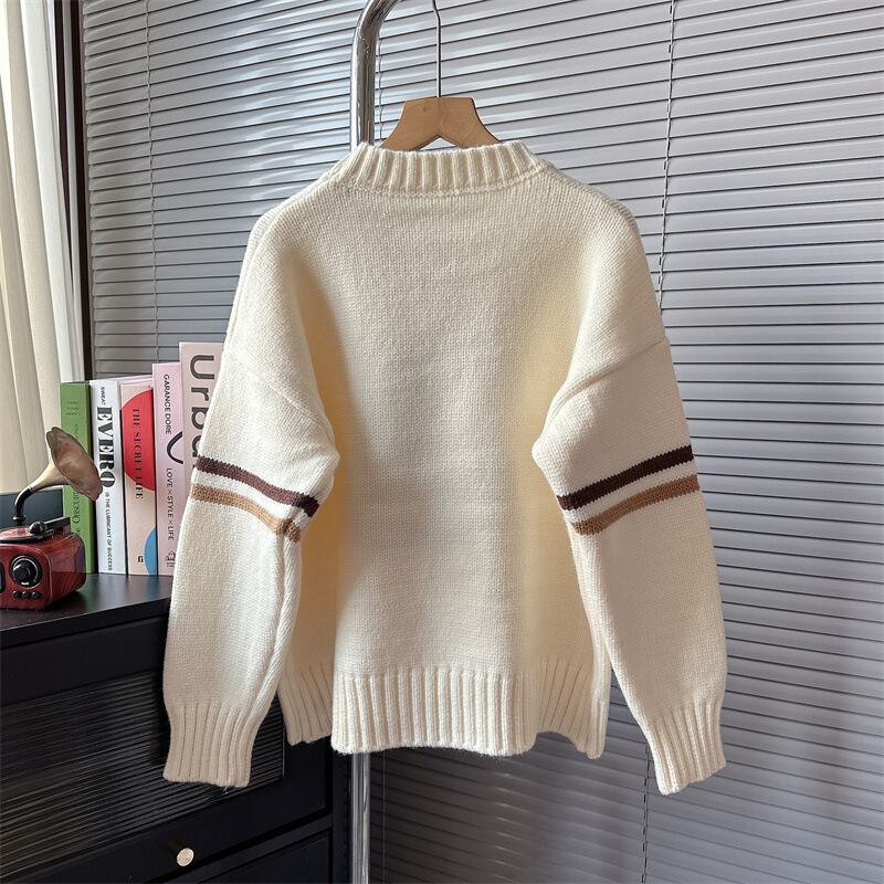【tops】クルーネックニットセーター　M19106