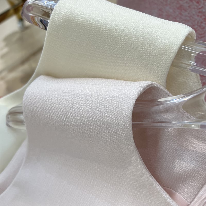 【tops】ラウンドネックリボン付きタンクトップF7082