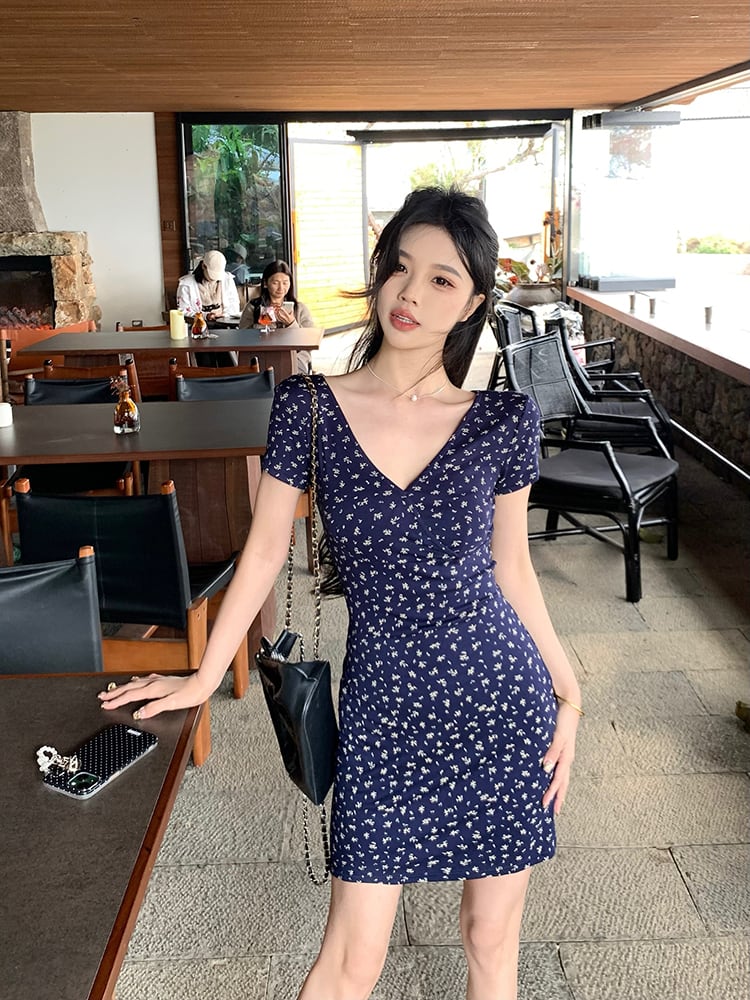 【dress】Vネック花柄タイトワンピースG21571