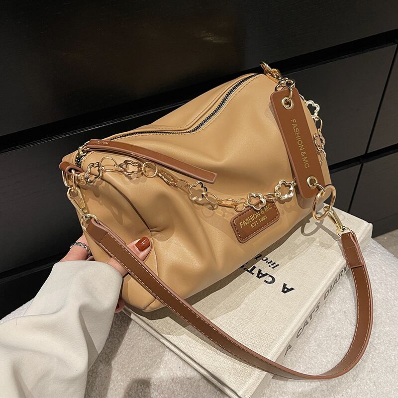 【小物】ファッション 高級感シンプル合わせやすい高品質オシャレ肩掛け斜め掛けG5360