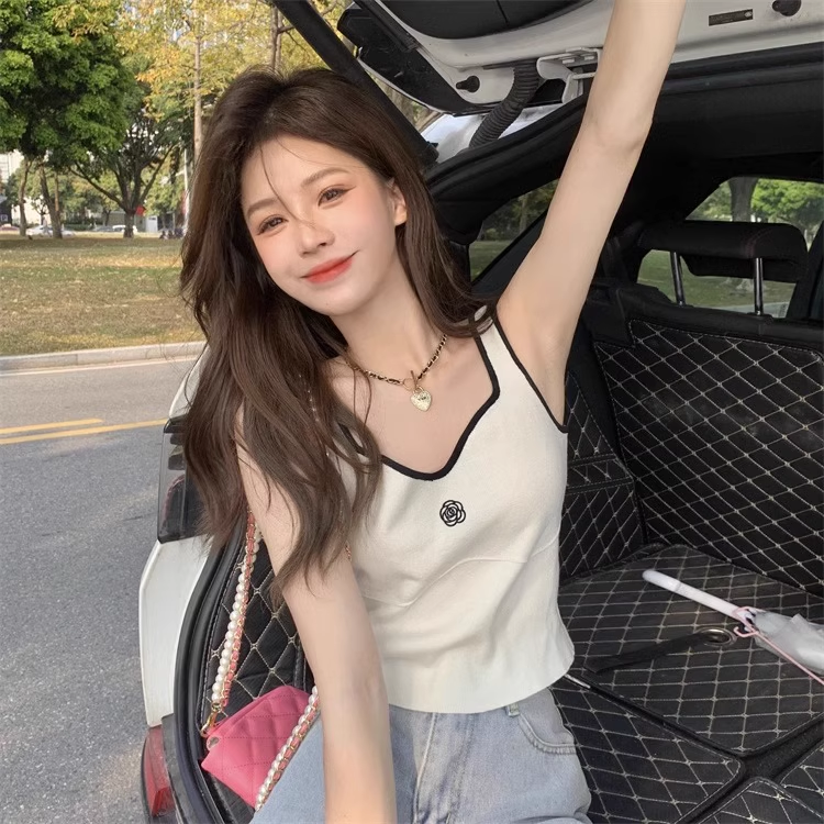 【tops】2色スクェアネックニットタンクトップF7812