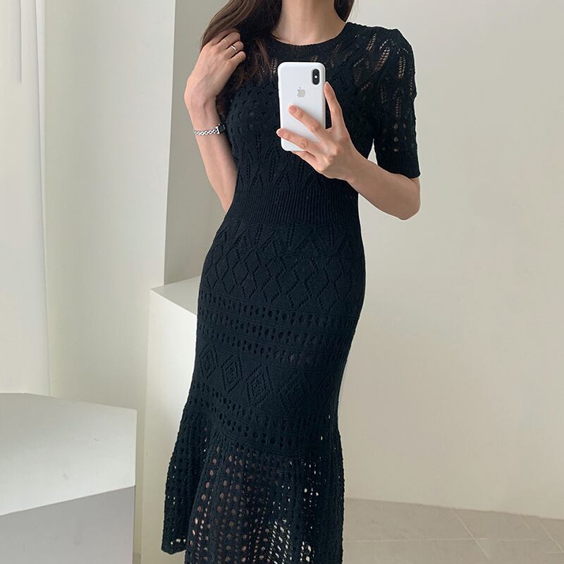 【dress】知的で品の良い?ラウンドネック無地透かし彫りニットワンピースインナー付きF0045