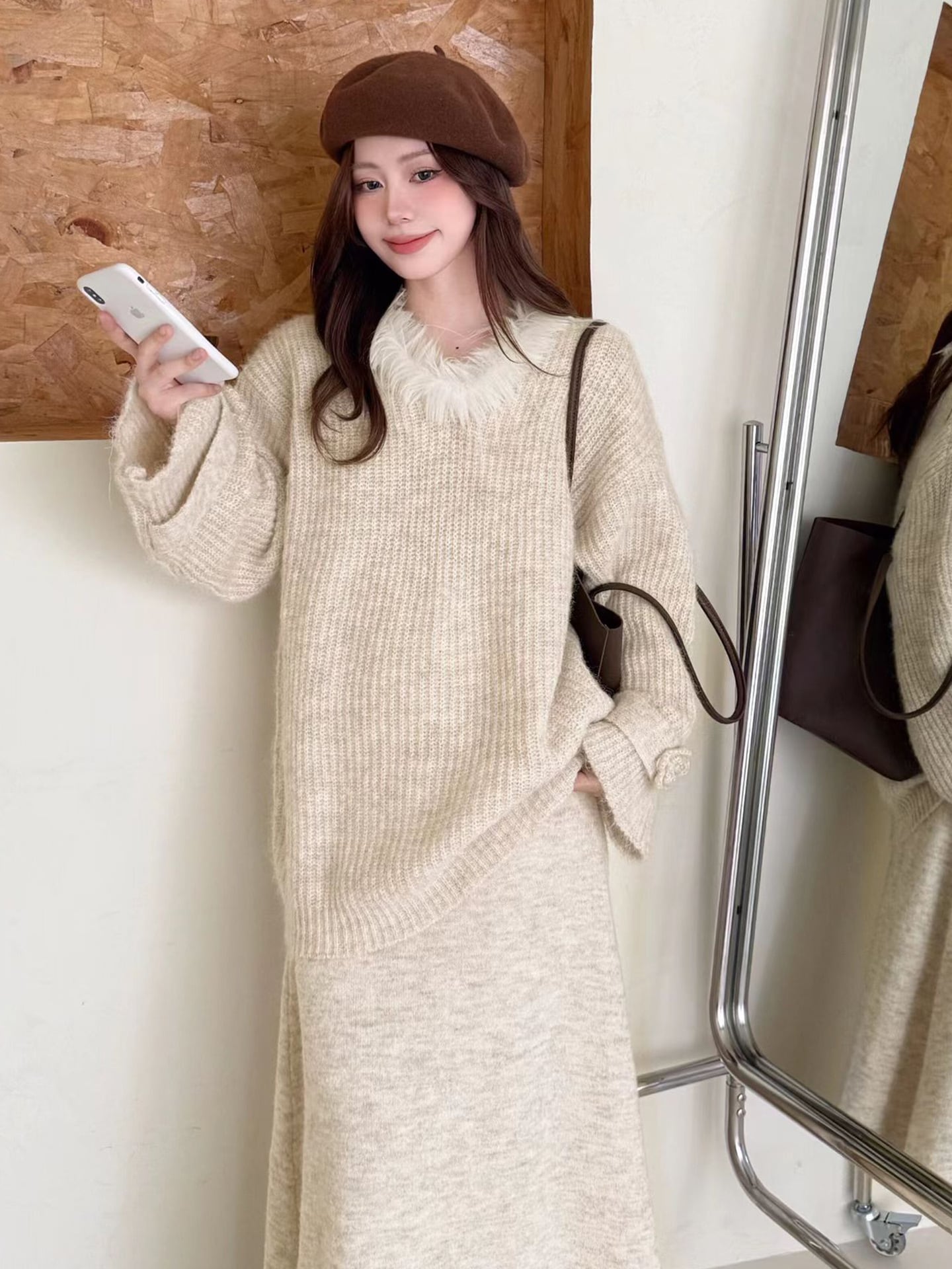 【set】ファーネックニットトップス×ロングスカートセット Q6956