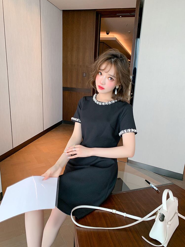 【dress】美人度アップラウンドネック半袖ビーズ飾り無地韓国ファッションワンピースF5030