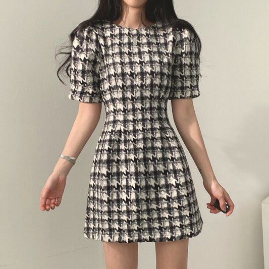 【dress】好感度UP!気質満点デザインフランス風デザインパフスリーブ着痩せワンピース G6962