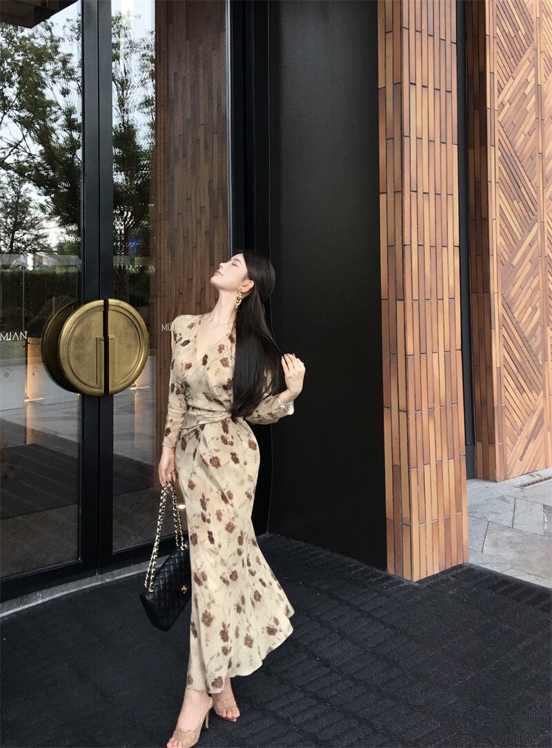 【dress】Vネックワンピース　M27994