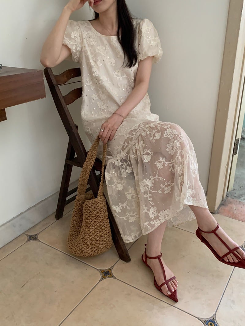 【dress】ジャカード刺繍ワンピース　M24731