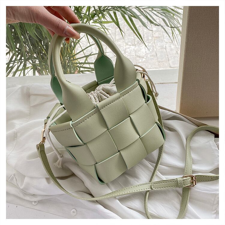 【小物】秋冬新作気質満点ファッション合わせやすい肩掛け斜め掛けバッグ G3582