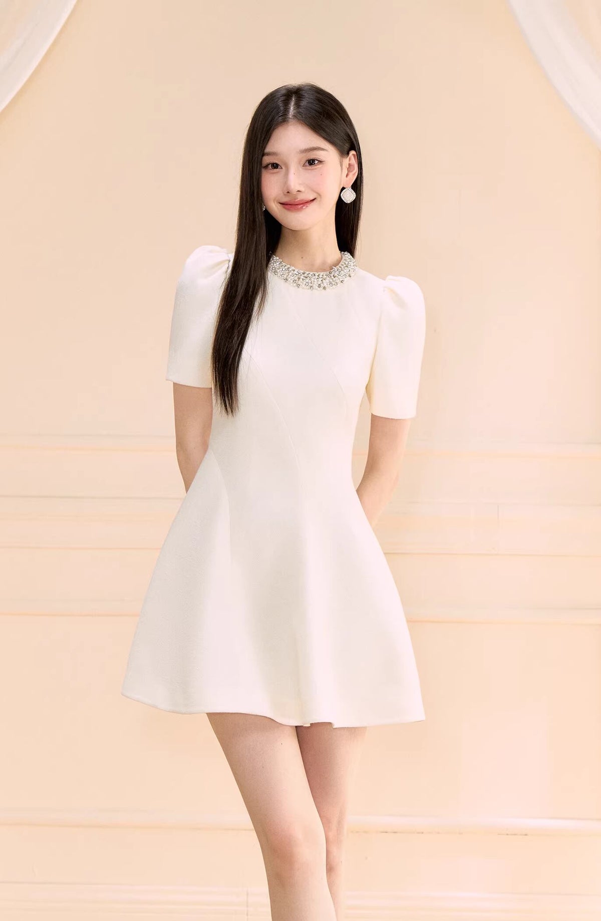 【dress】パール付きAラインフレアワンピース Q8463