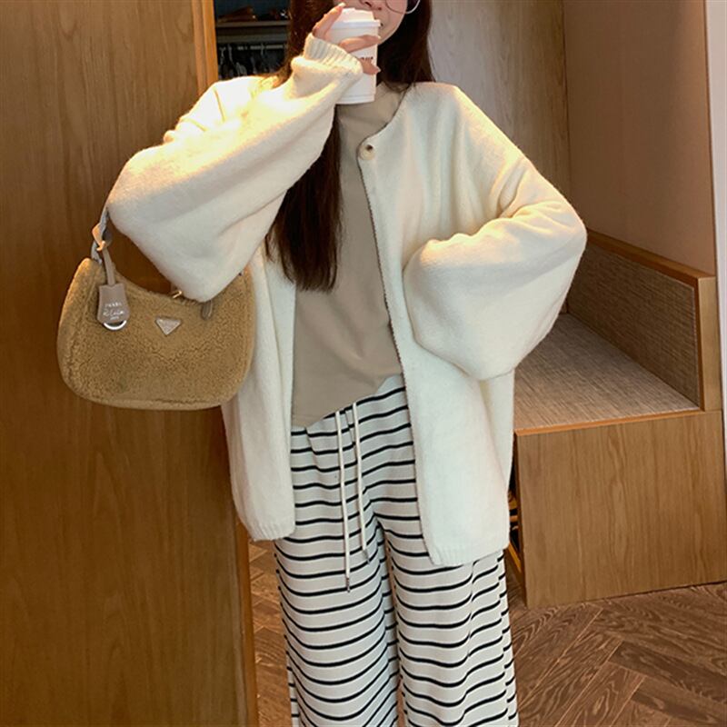 【outer】Vネックニットカーデ　M19013