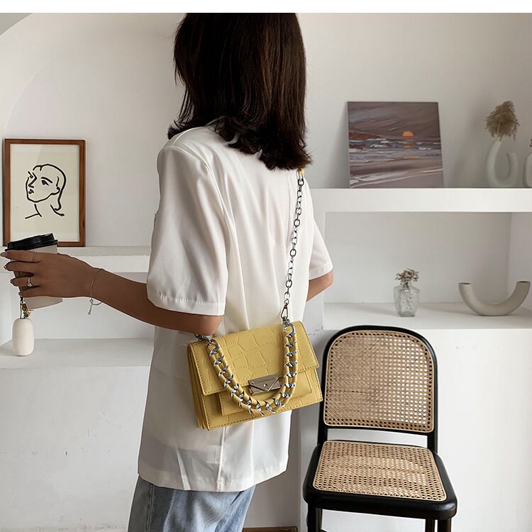 【小物】おしゃれ度高まる　ファッション無地PU肩掛け斜め掛けバッグ6色