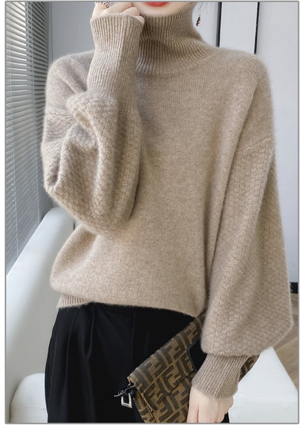【tops】ハイネックニットセーター　M26231