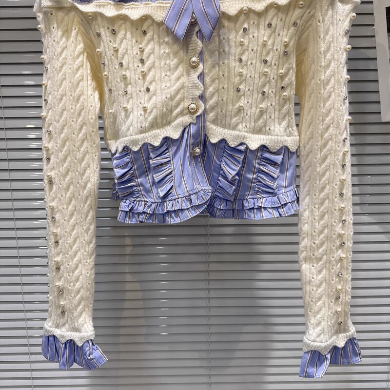 【tops】パール付きニットドッキングシャツ Q7541