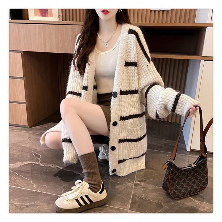 【outer】ボーダー柄ニットカーデ　M18595