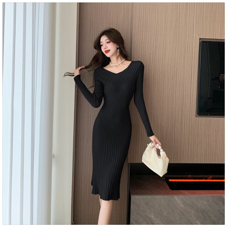 【dress】Vネックニットワンピース　M28208