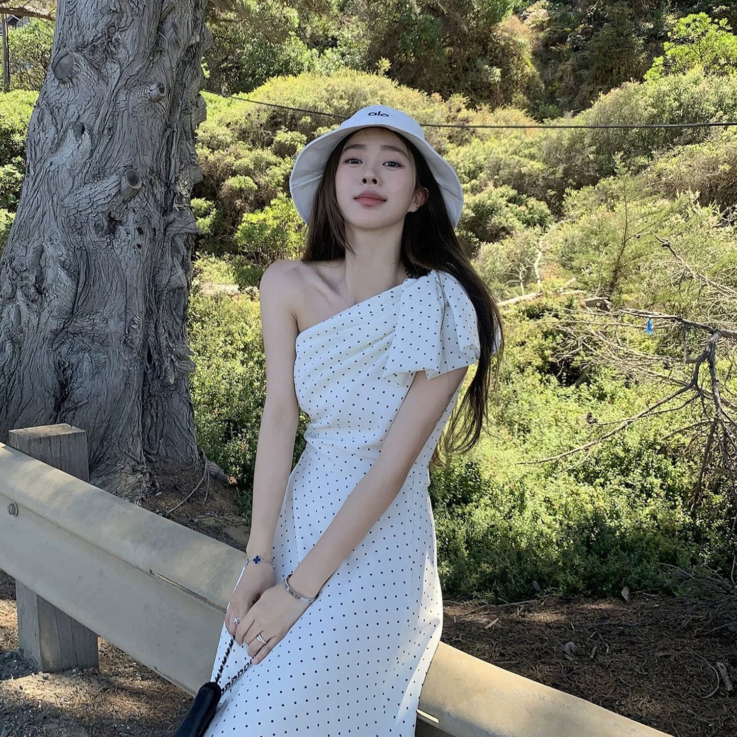 【dress】ワンショルダーリボンドット柄ワンピース　N3045
