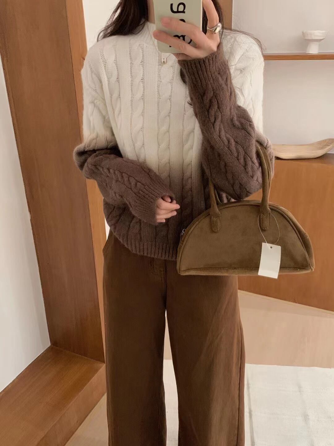 【tops】グラデーションニットセーター　M18708