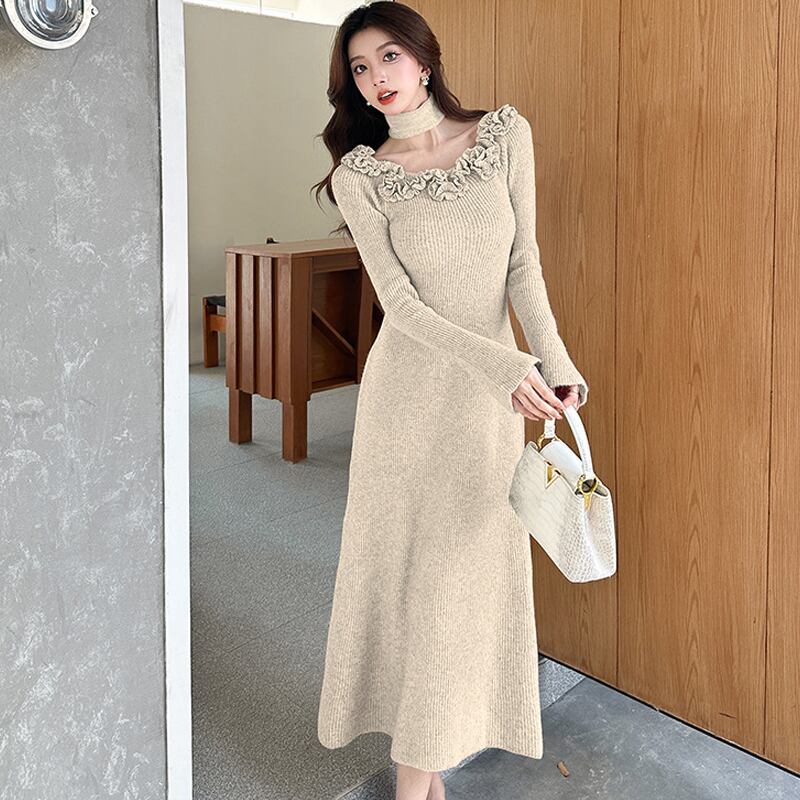 【dress】立体バラ付きニットワンピース Q7051