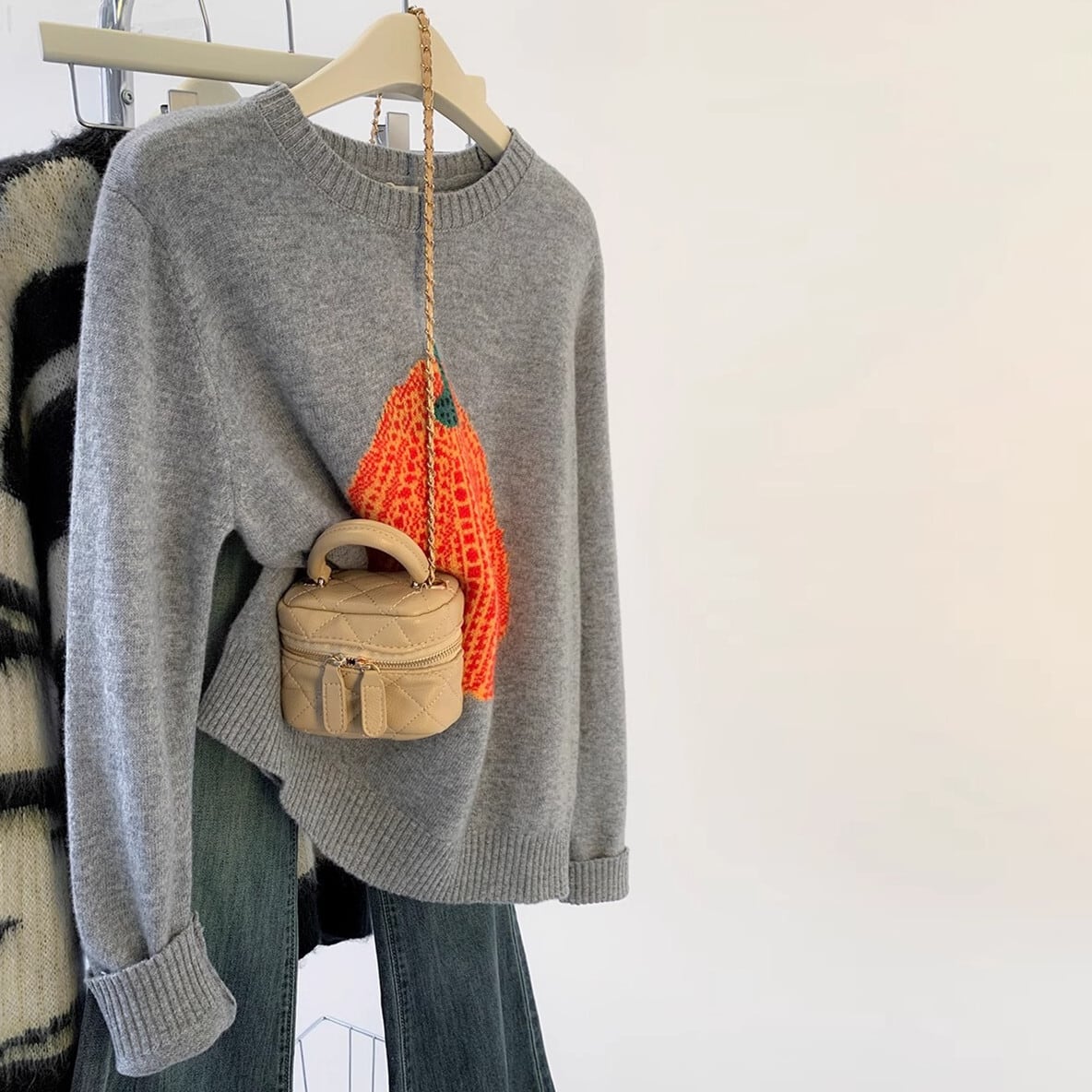 【tops】クルーネックニットセーター　M29241