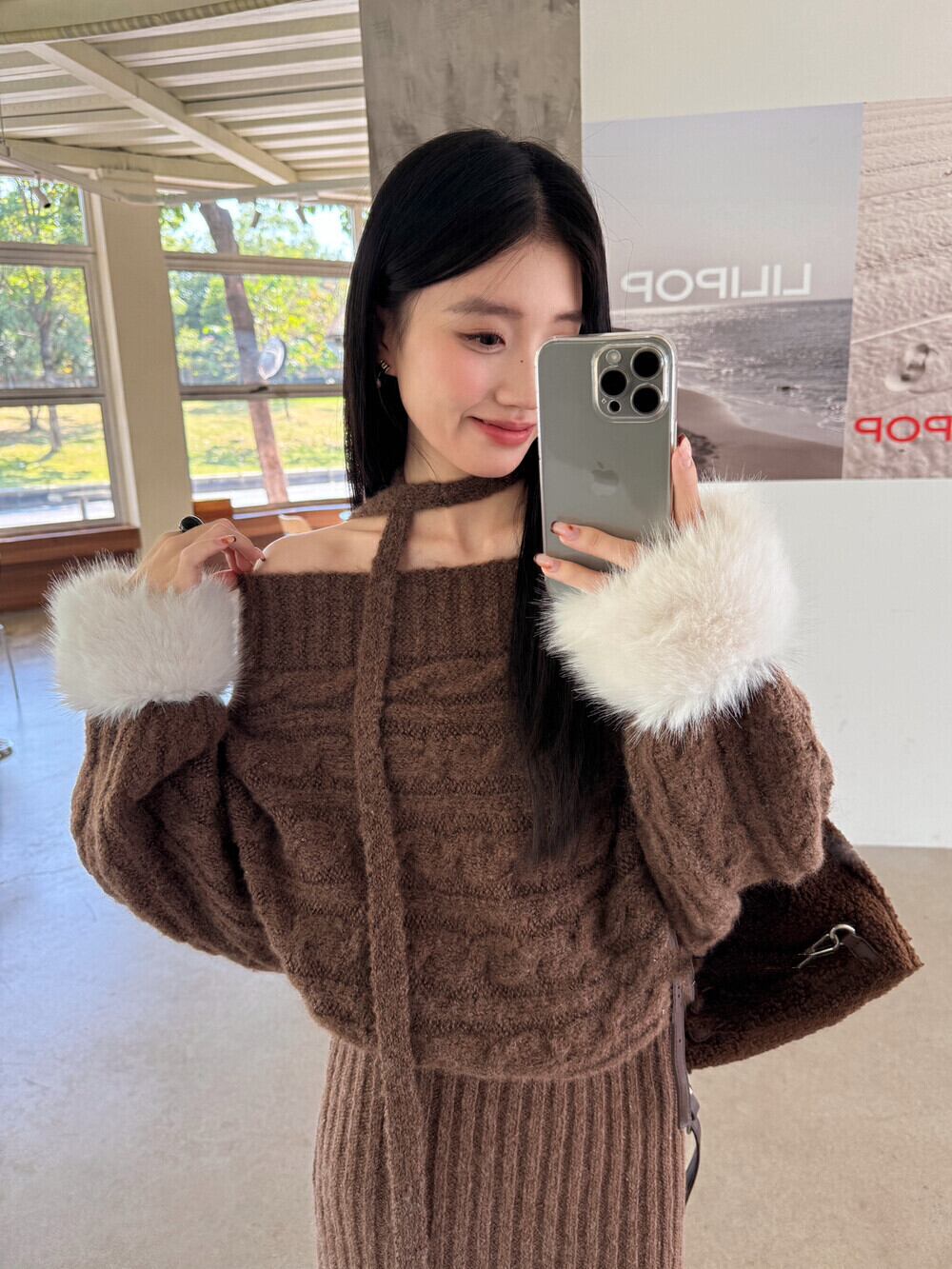 【dress】チョーカー付袖ファーオフショルダーニットワンピース　N2892