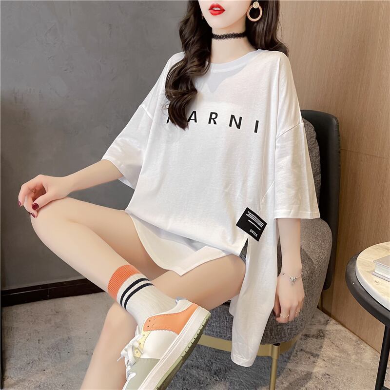 【tops】ラウンドネック半袖大きいサイズゆったりスリットTシャツF0074