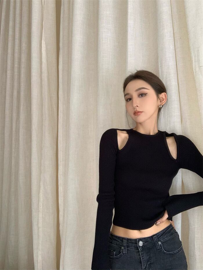 【tops】オフショルダーニットトップス　M27943