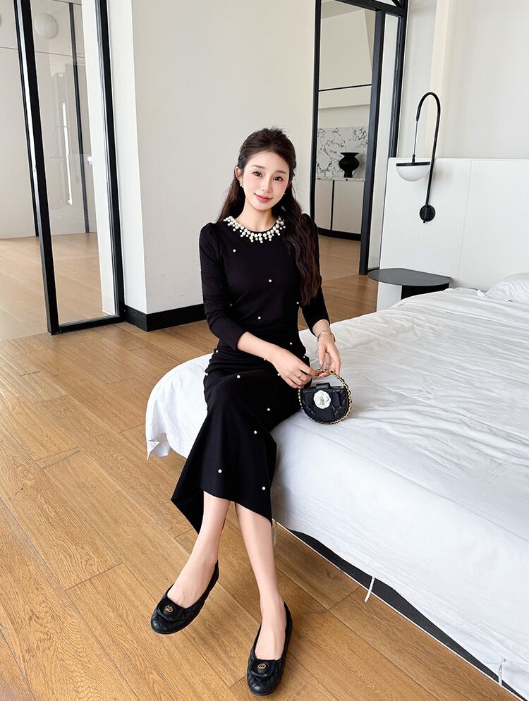【dress】パール付きロングワンピース Q7500