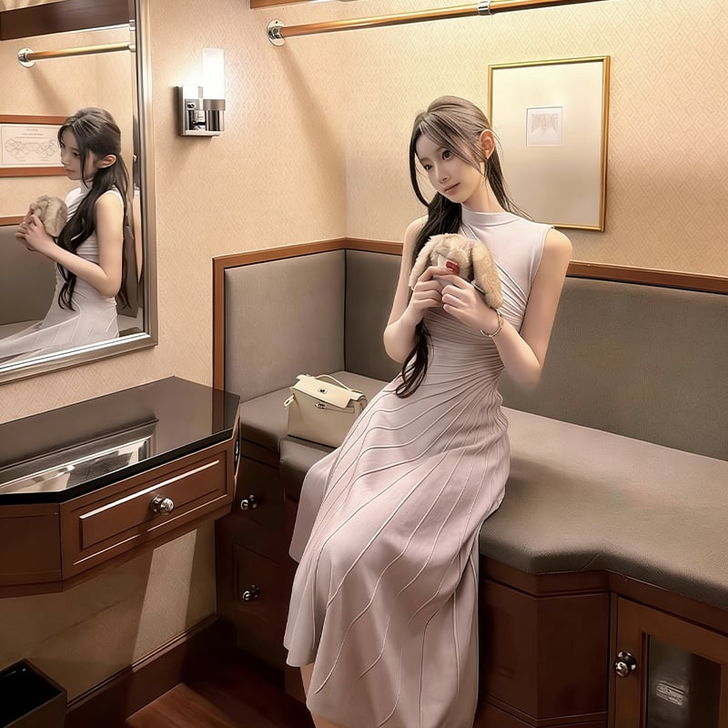 【dress】ノースリーブハイネックニットワンピース Q8404