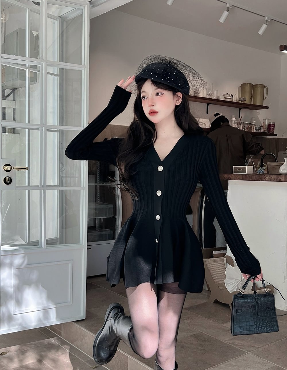 【dress】Vネックフレアニットワンピース Q7459