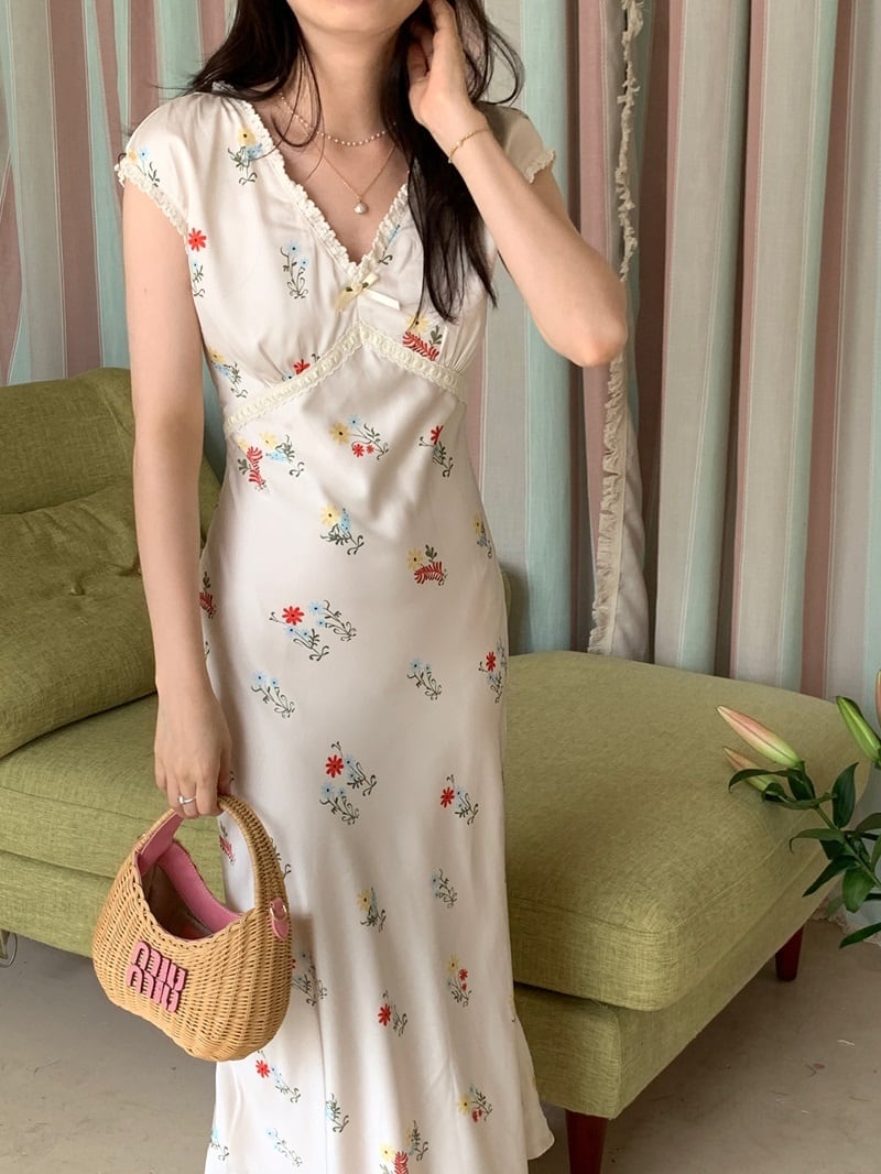 【dress】Vネックワンピース　M24468