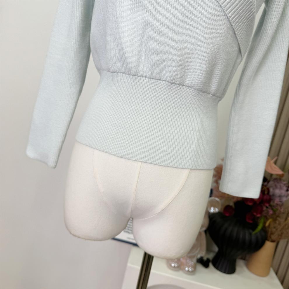 【tops】Vネックオフショルダーニットトップス　M28943