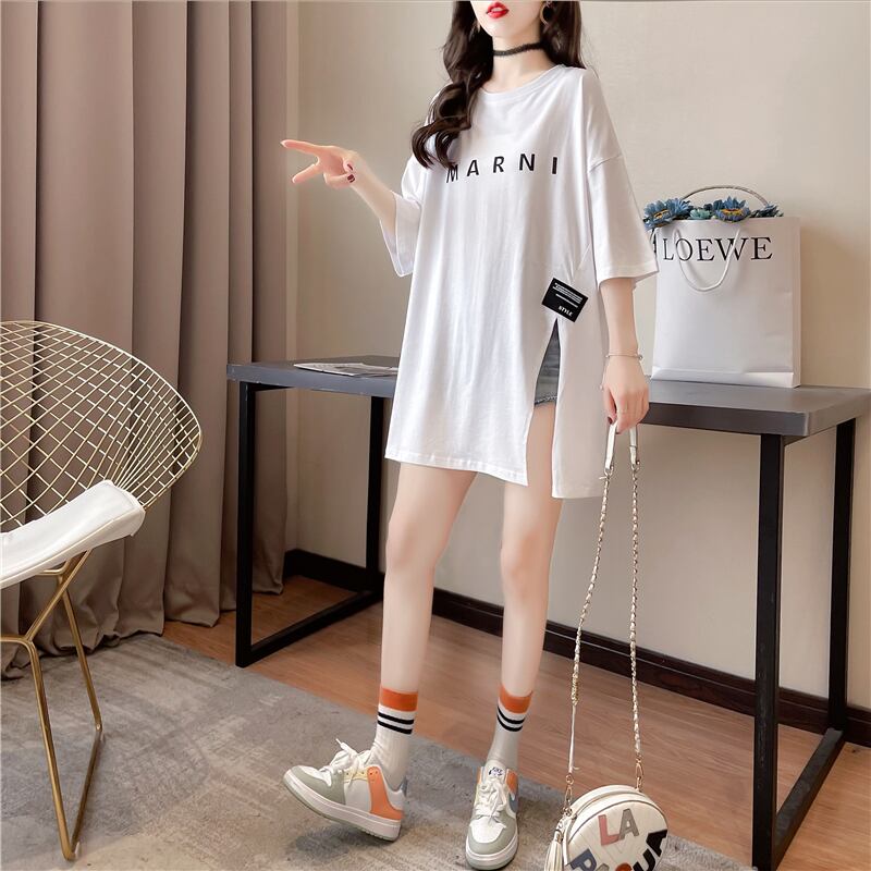 【tops】ラウンドネック半袖大きいサイズゆったりスリットTシャツF0074