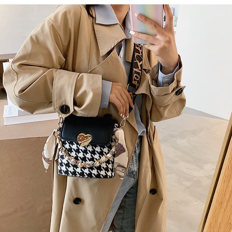 【小物】金属飾り肩掛けハンドバッグ切り替えエレガントチェーンバッグ