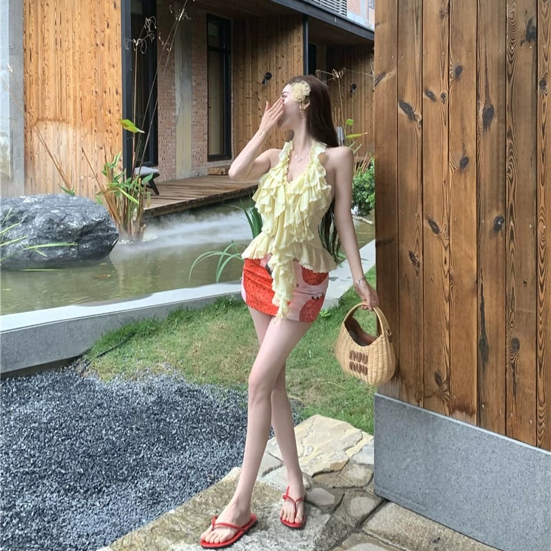 【tops】ホルターネックフリルトップス Q8527