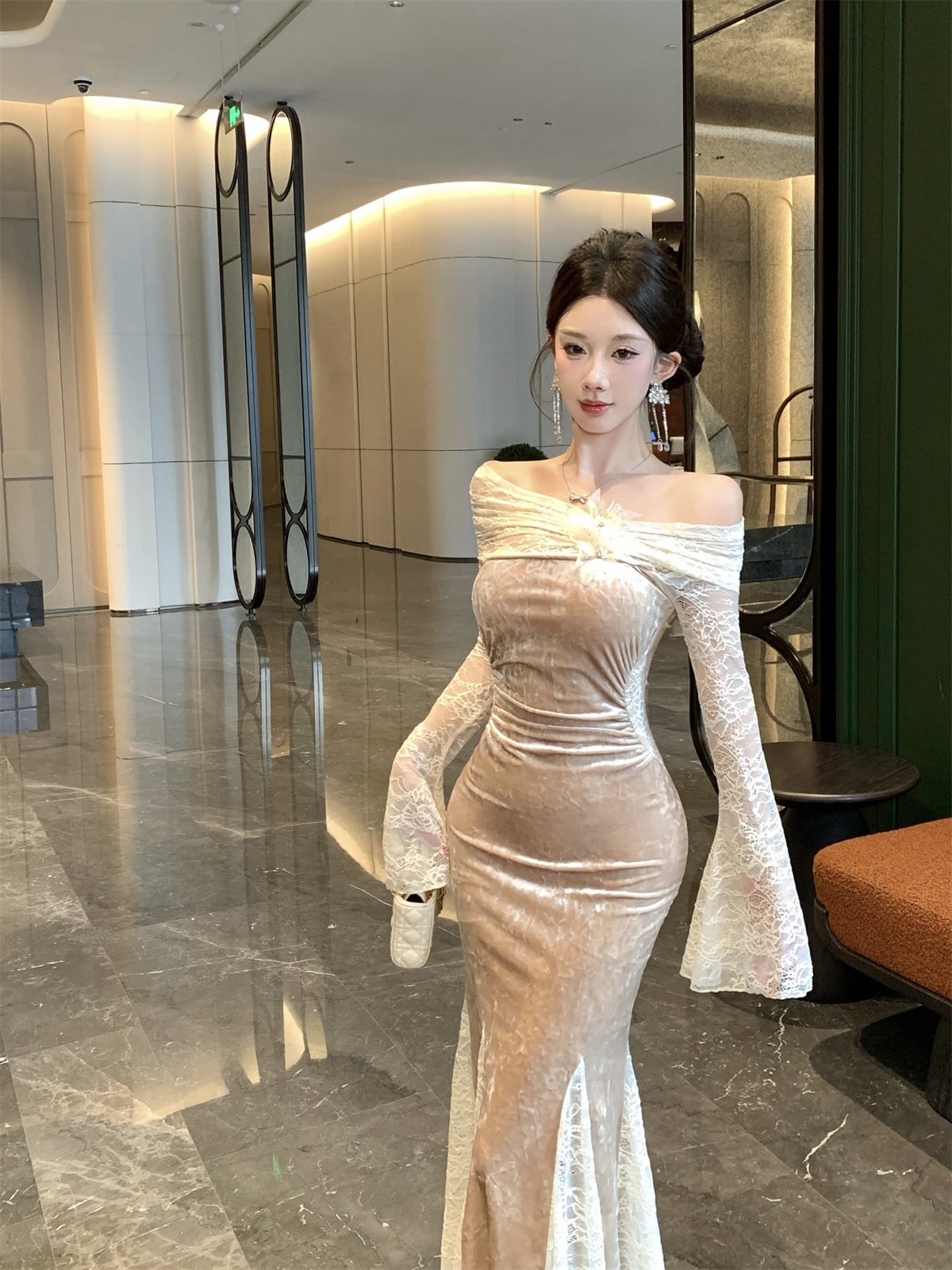 【dress】オフショルダーレースマーメイドワンピース Q7879