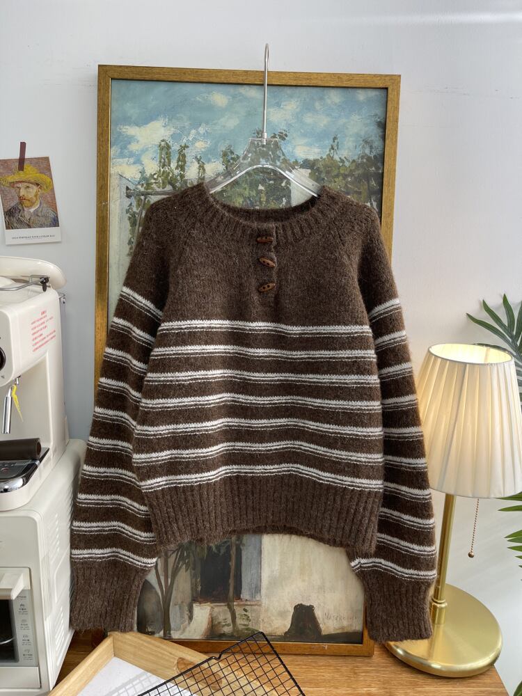 【tops】ボーダー柄ニットセーター　M28626