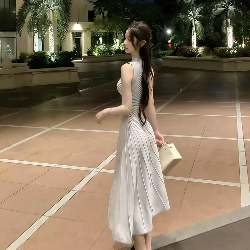 【dress】ノースリーブハイネックニットワンピース Q8404