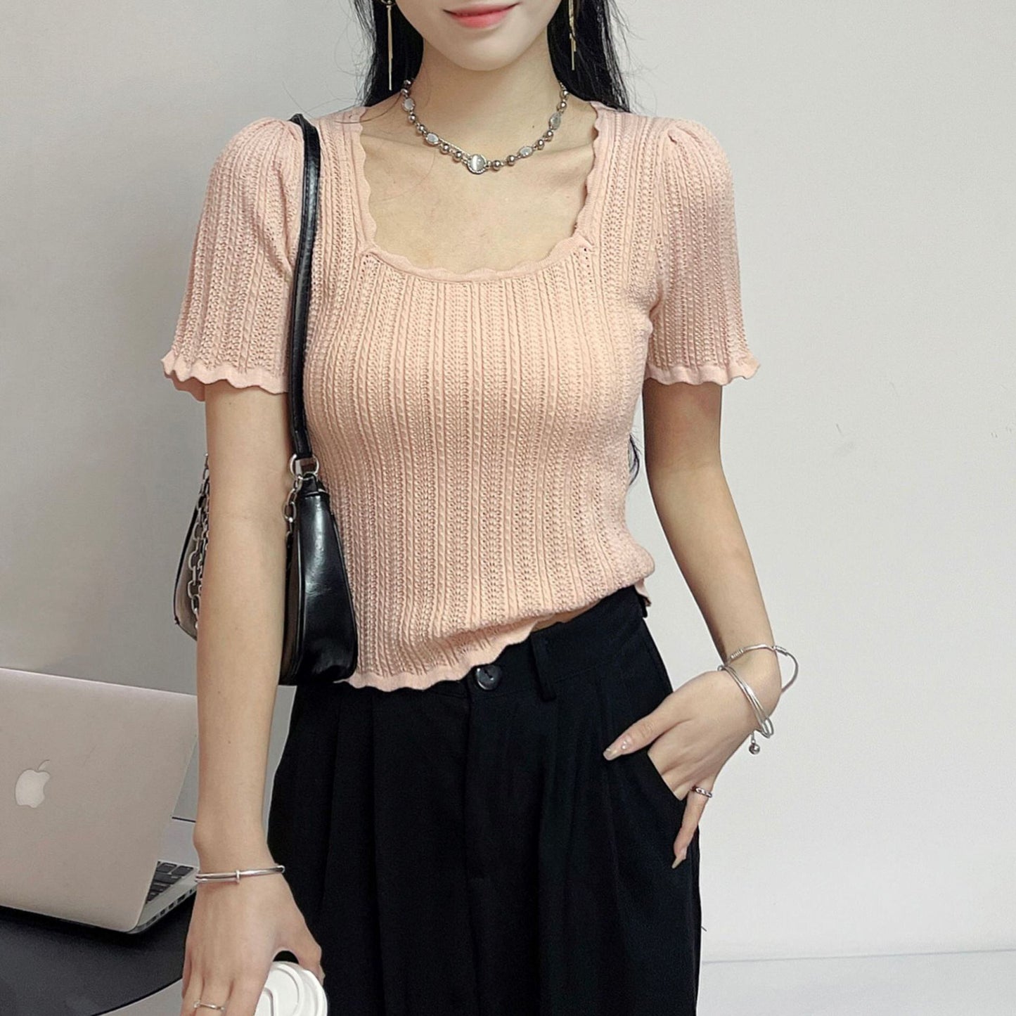 【tops】3色スクエアネック半袖ＴシャツF7353