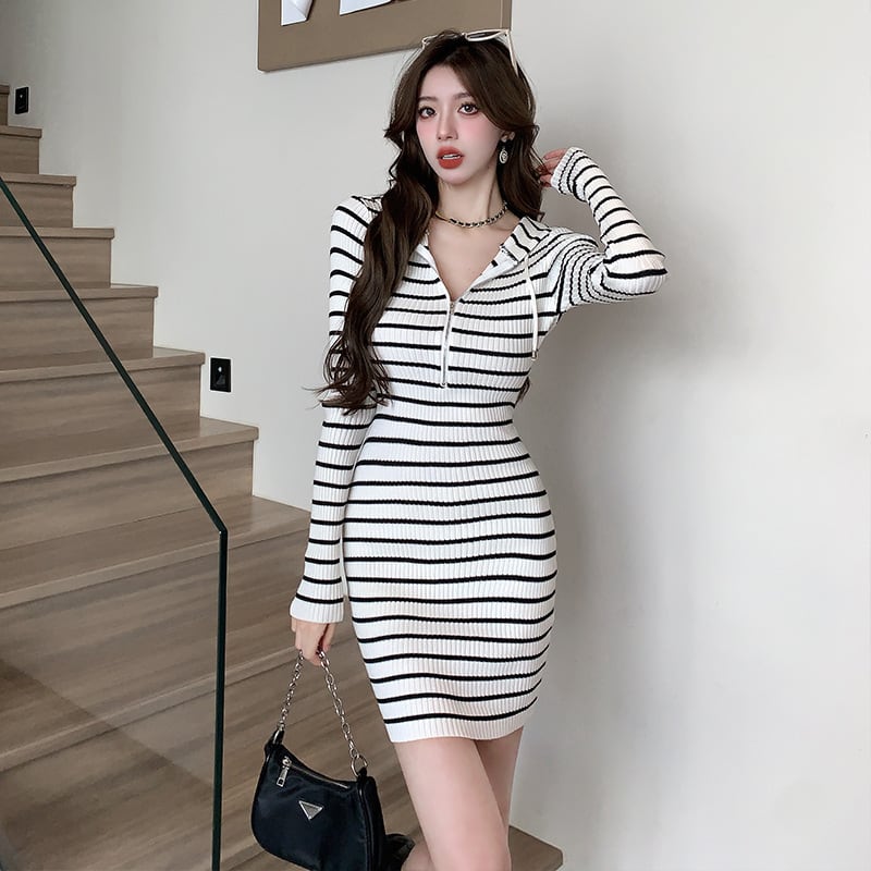 【dress】ボーダー柄ニットワンピース　M25447