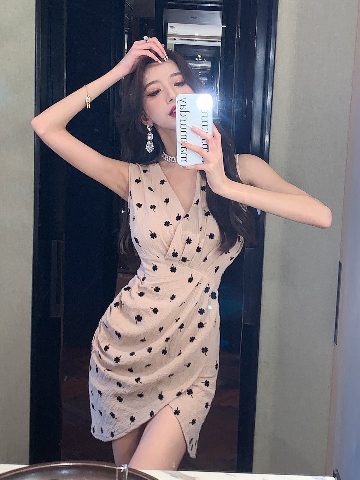 【dress】Vネックイレギュラーギャザーワンピース G21357