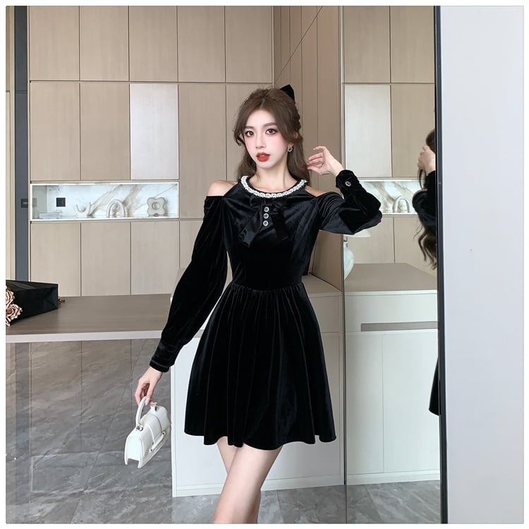 【dress】オフショルダーワンピース　M18564