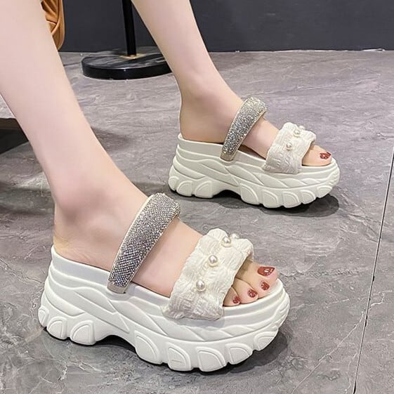 【shoes】パール付きサンダル　M30344