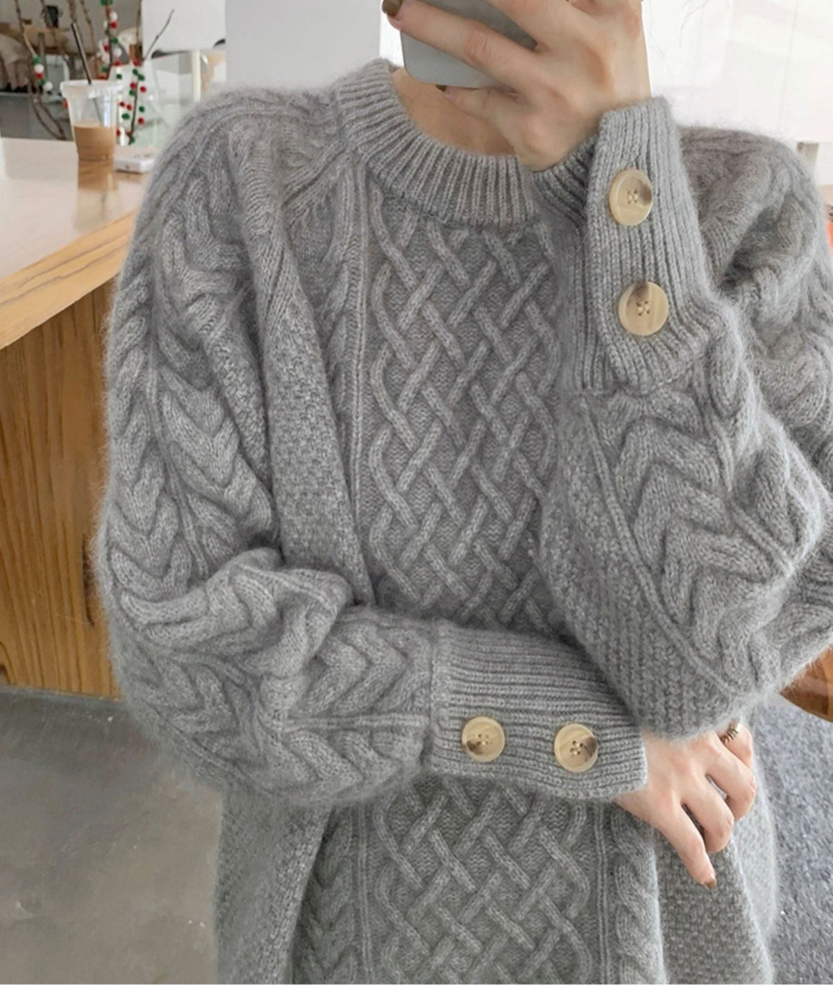 【tops】クルーネックニットセーター　M19168