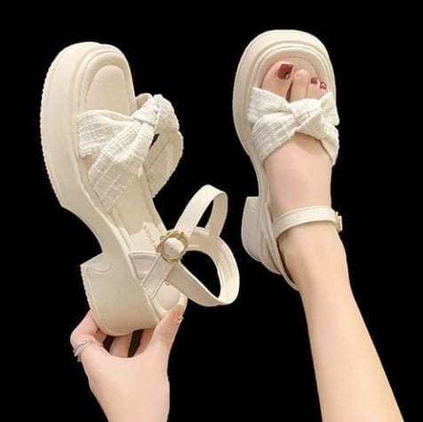 【shoes】厚底サンダル　M30224