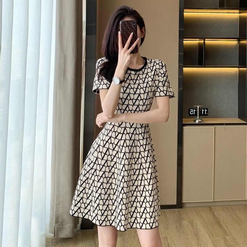 【dress】好感度満載！ラウンドネック半袖プリント配色AラインワンピースF5600