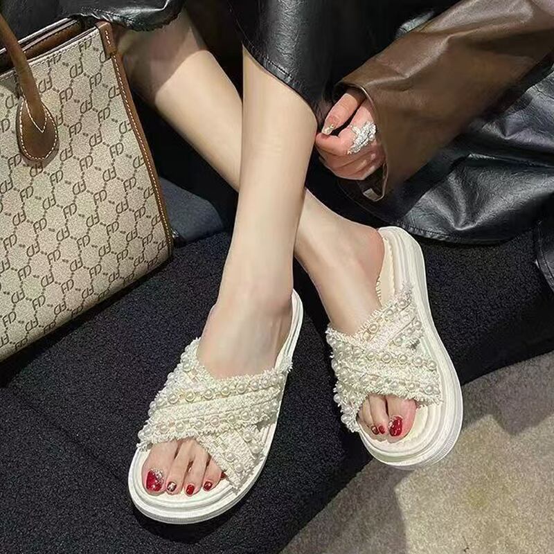 【Shoes】パール付きサンダル Q8427