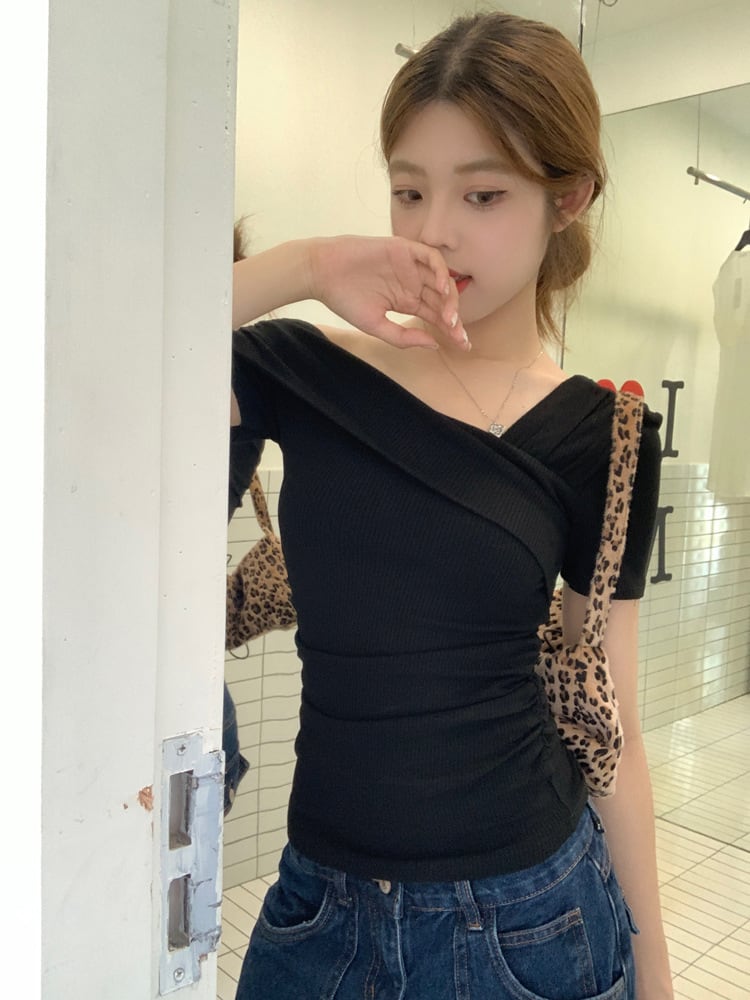 【tops】オフショルダーTシャツ　M25053
